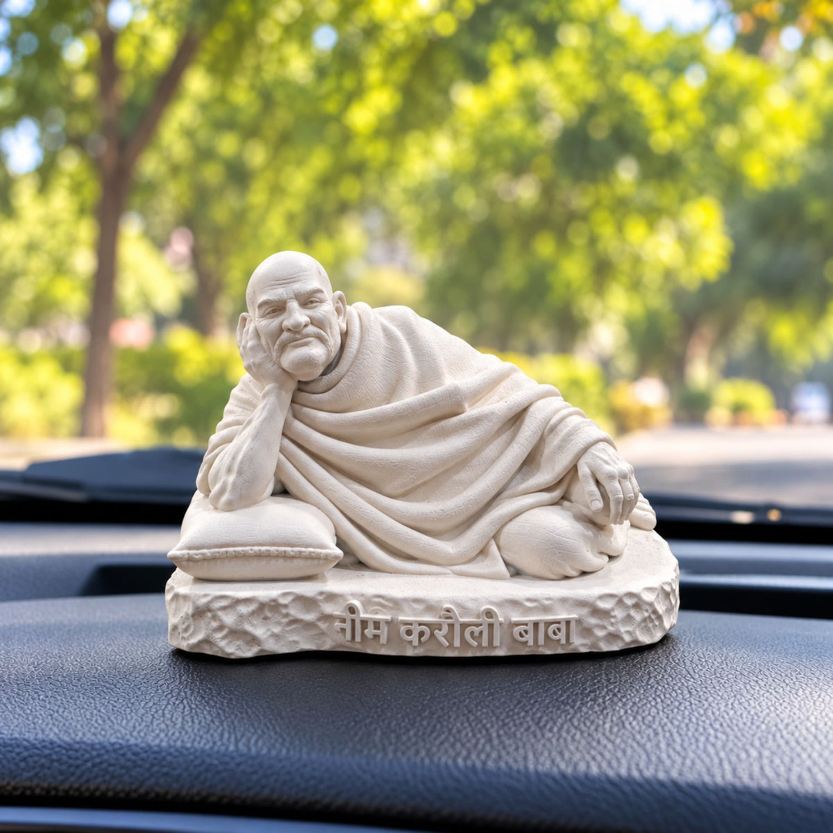 Neem Karoli Baba Idol – 4 Inch Best For Car Dashboard & Pooja Room
